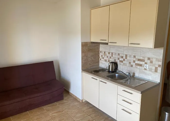 Mladenka 20m From Marina! Apartment Sukosan