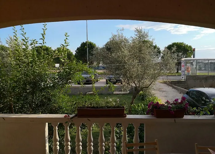 Mladenka 20m From Marina! Apartment