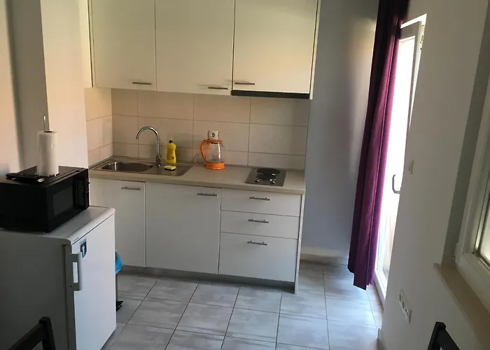 Mladenka 20m From Marina! Apartment Sukosan