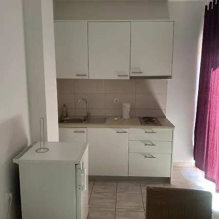 Mladenka 20m From Marina! Apartman Sukosan