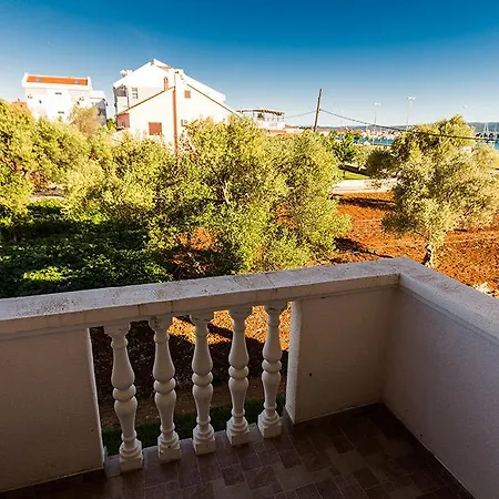Mladenka 20m From Marina! شقة *