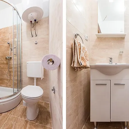 Apartment Mladenka 20m From Marina!